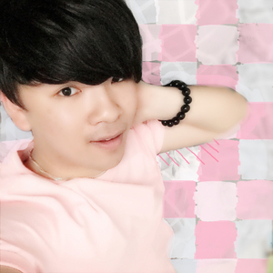 裸体美女2小时免费看
