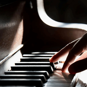 裸体美女2小时免费看
